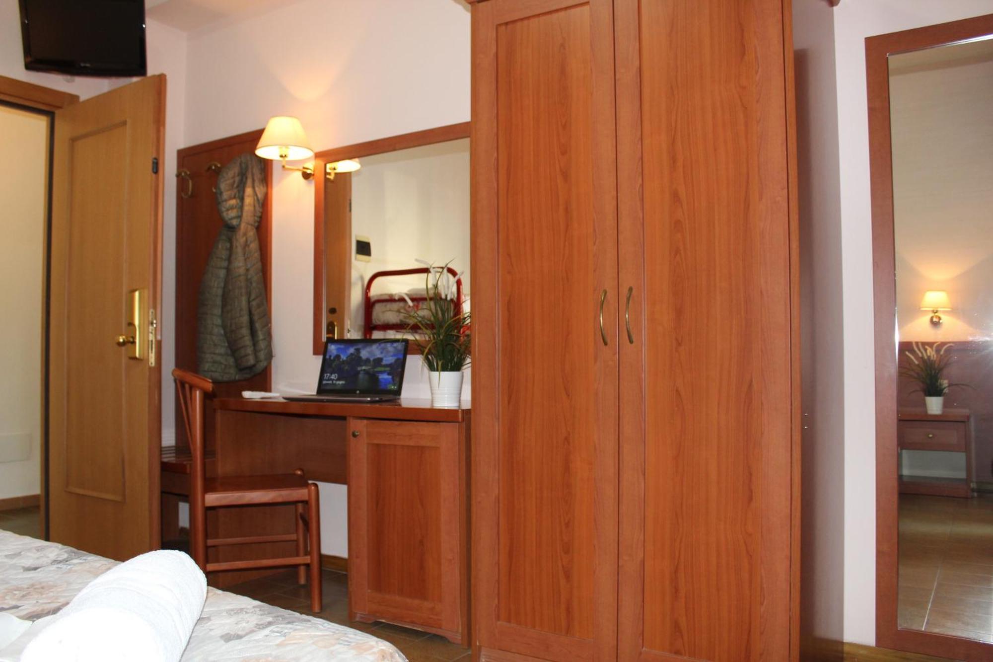 Hotel Jole Cesenatico Exterior photo